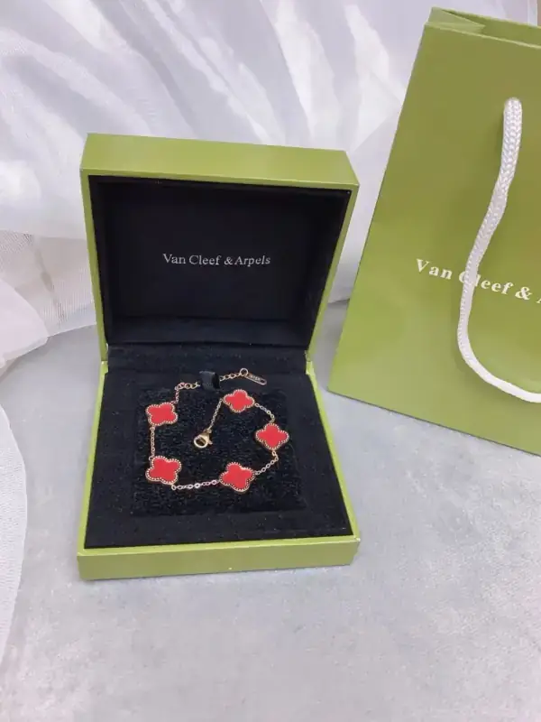 Van cleef & arpels bracelet